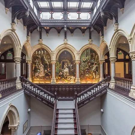 The Mabel Stone Cross Mansion Appartement