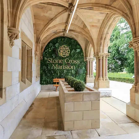 The Mabel Stone Cross Mansion