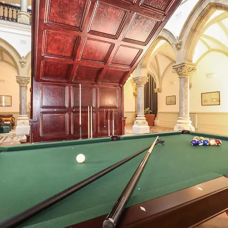 The Mabel Stone Cross Mansion *